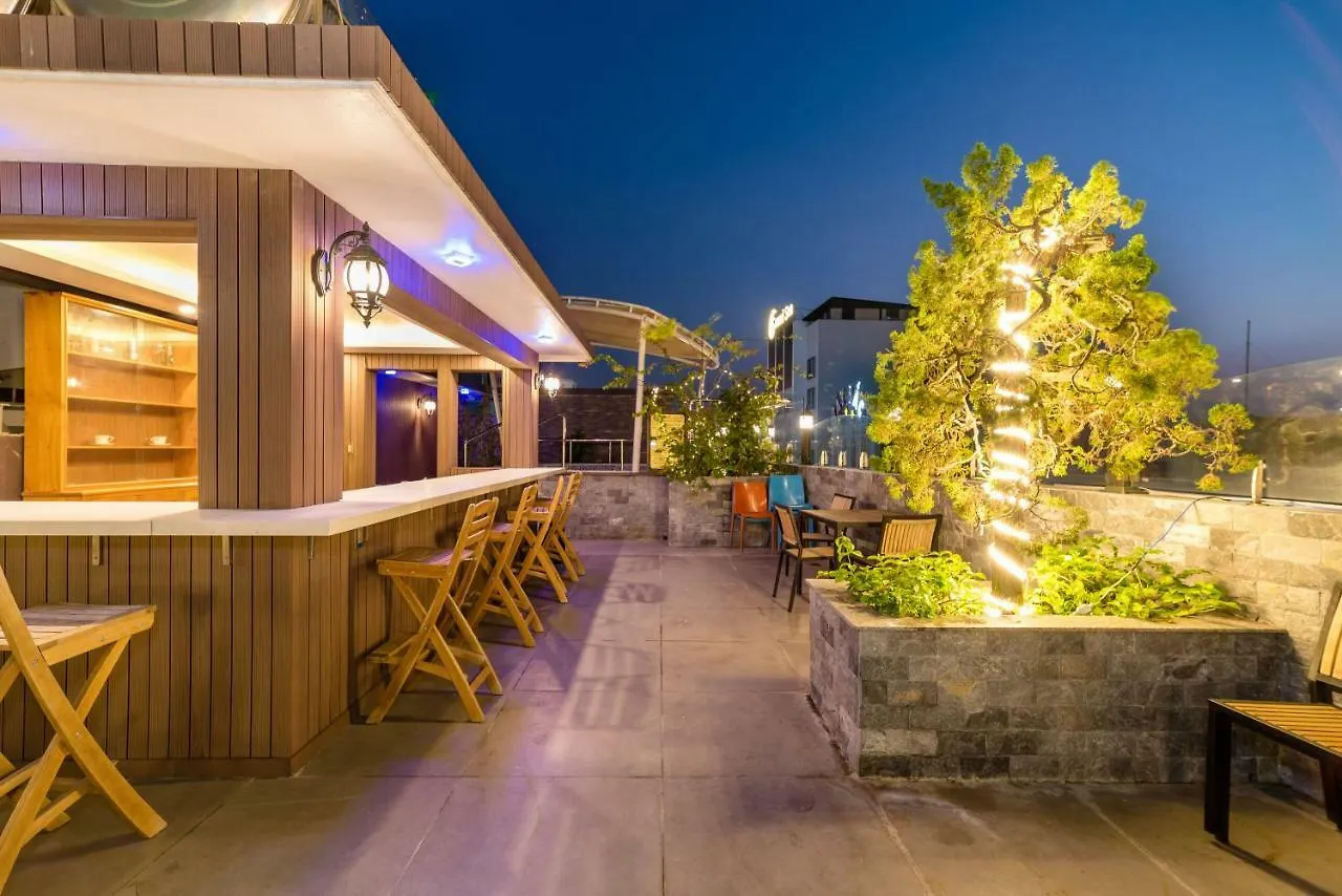 Orchide'es Hotel Da Nang