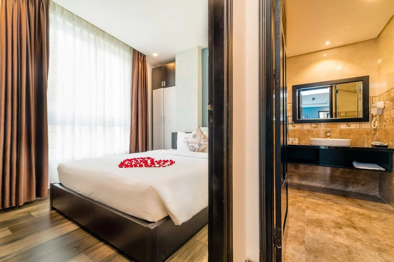 ***  Orchide'es Hotel Da Nang Vietnam